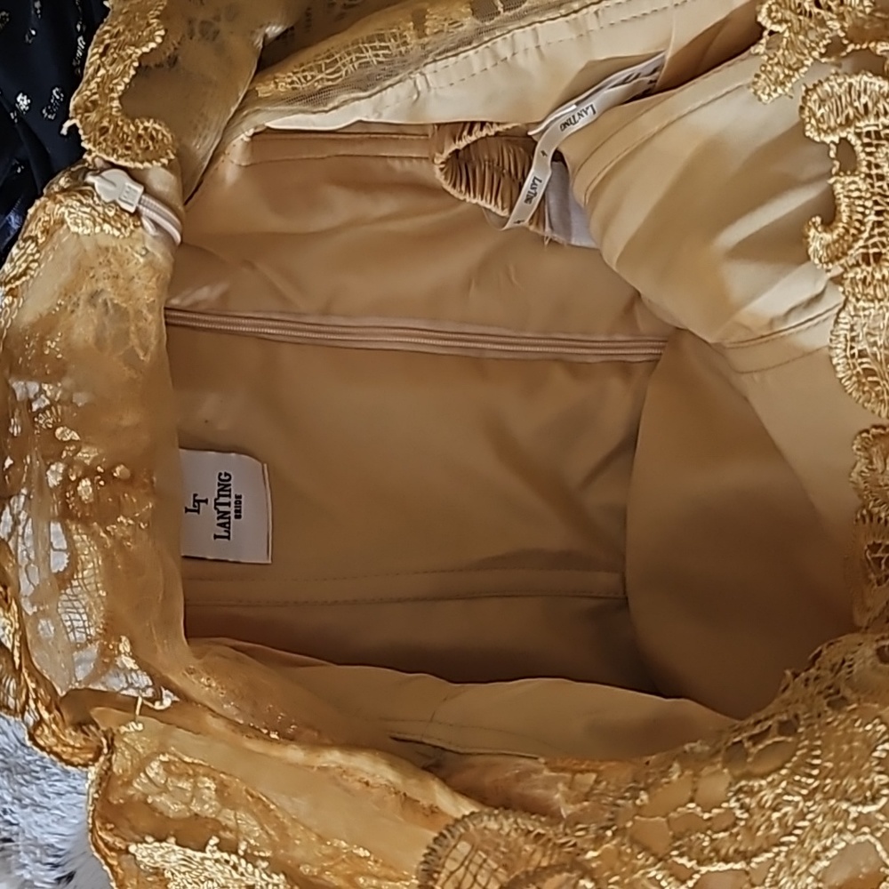 Dress - Picture 9 of 16